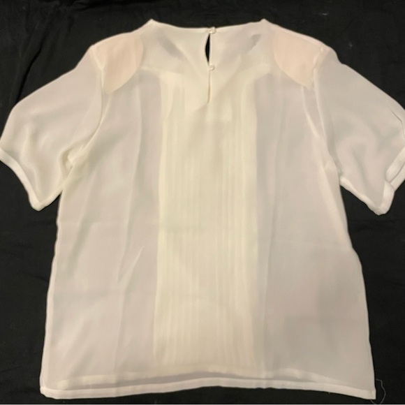 Jane Alexander Cream Short Sleeve Blouse with embroidered neckline and pleats - Picture 6 of 6